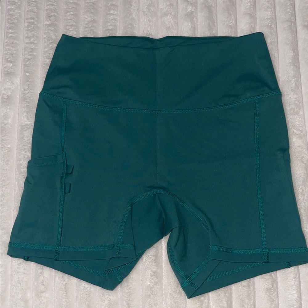 Vineyard Vines Performance Shorts | Size XS